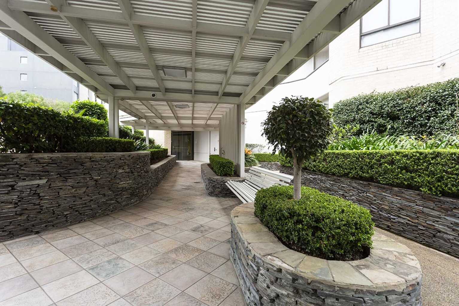 37/171 Walker Street North Sydney