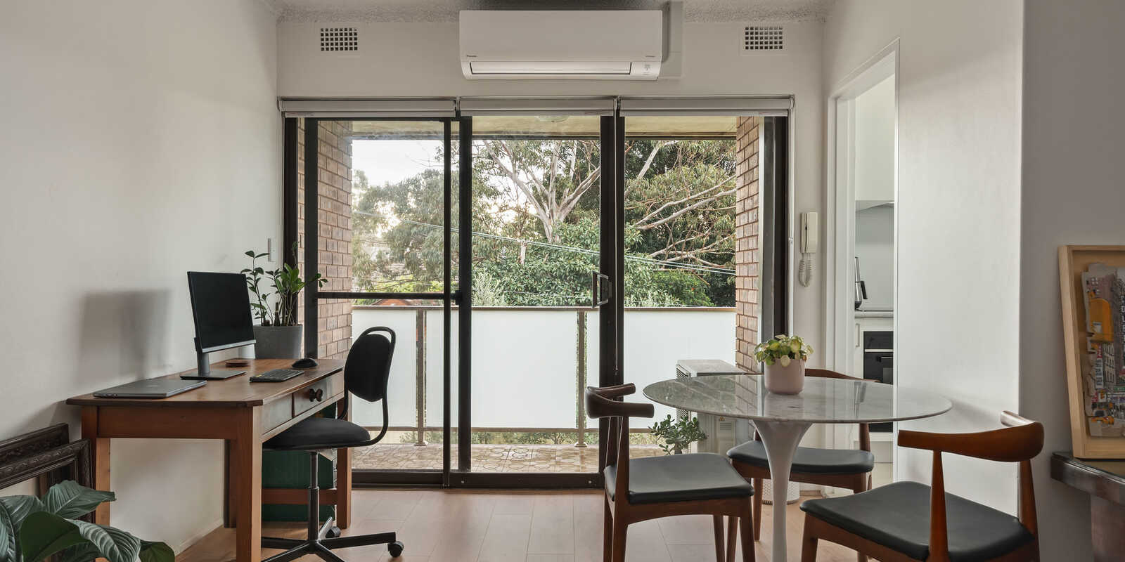 11/94 Windsor Road Dulwich Hill