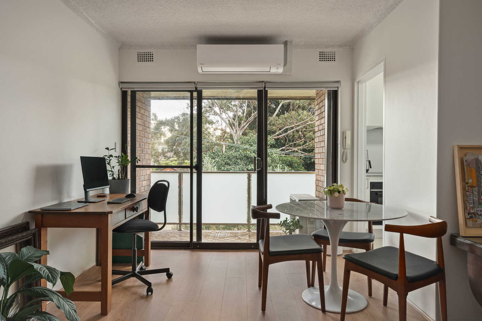 11/94 Windsor Road Dulwich Hill