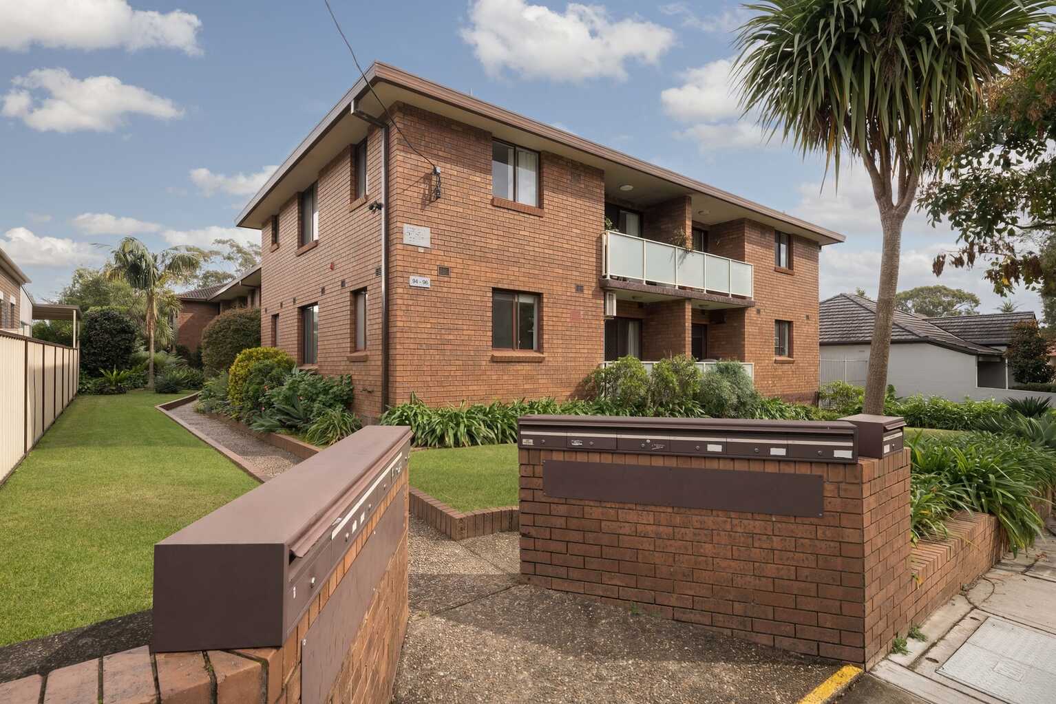 11/94 Windsor Road Dulwich Hill
