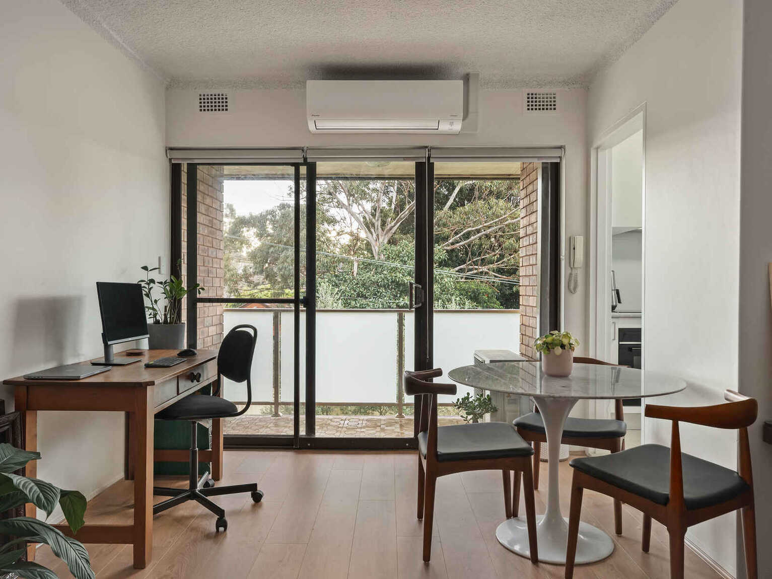 11/94 Windsor Road Dulwich Hill