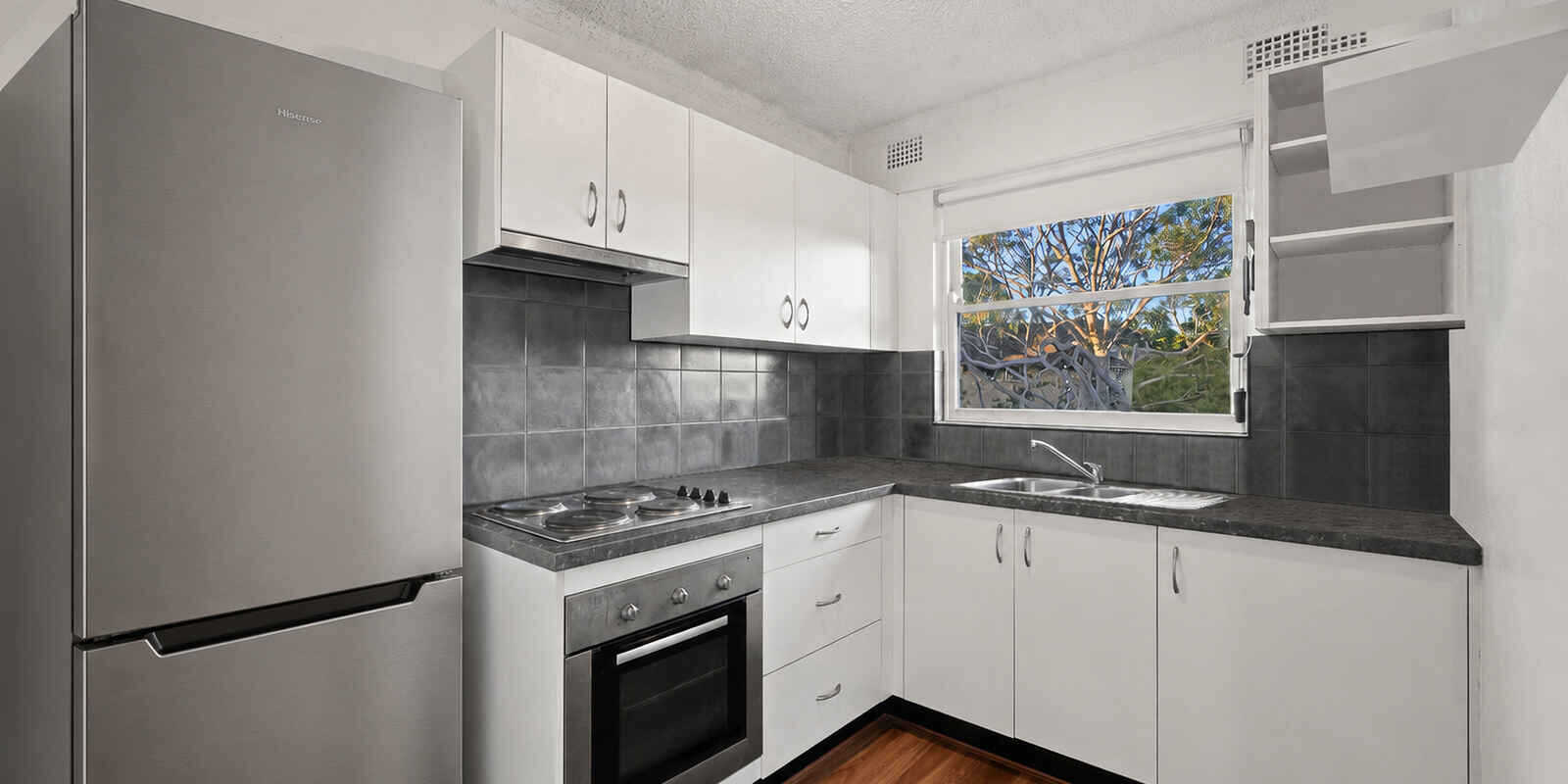 33/76 Garnet Street Hurlstone Park