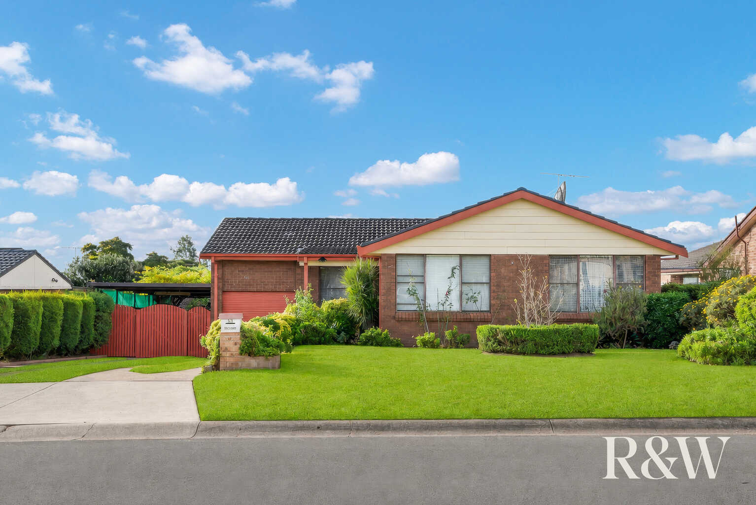 33 Clyde Avenue St Clair 33 Clyde Avenue St Clair