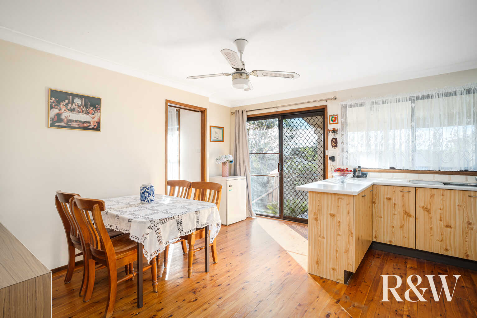 33 Clyde Avenue St Clair 33 Clyde Avenue St Clair