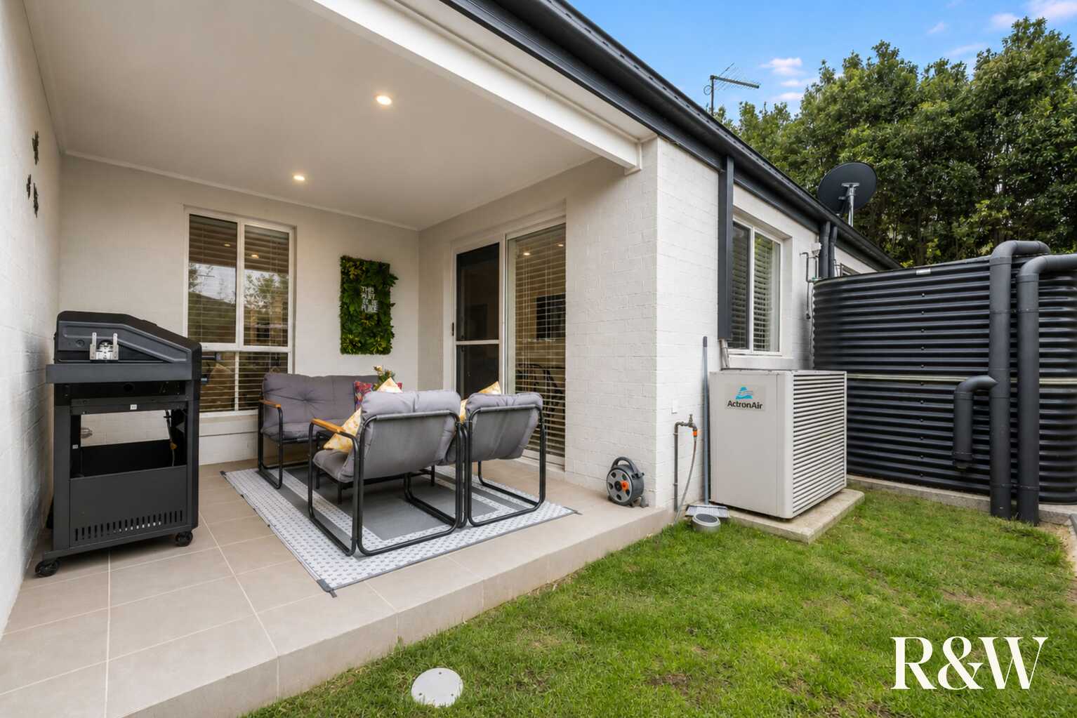 3 HIGHLAND CLOSE Macquarie Links 3 HIGHLAND CLOSE Macquarie Links