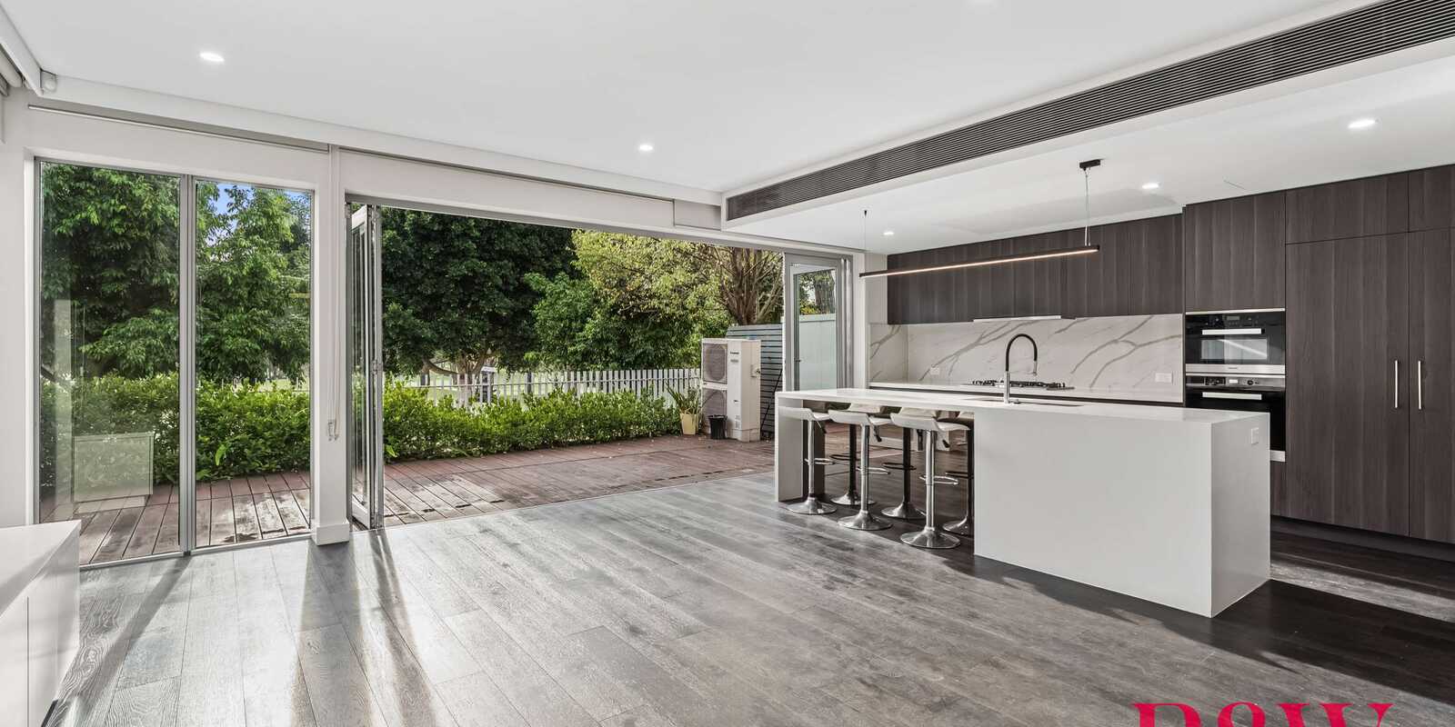 11 Fairway Circuit Strathfield