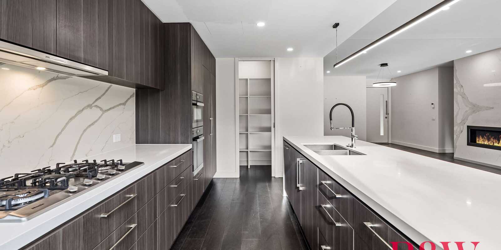 11 Fairway Circuit Strathfield