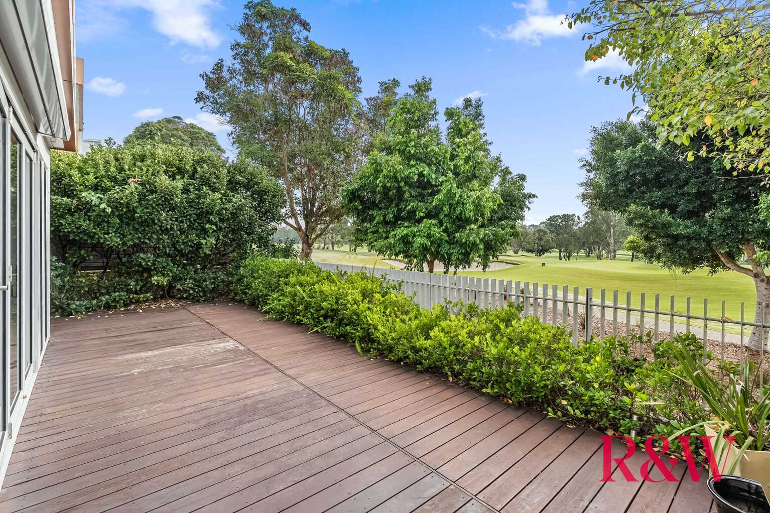 11 Fairway Circuit Strathfield