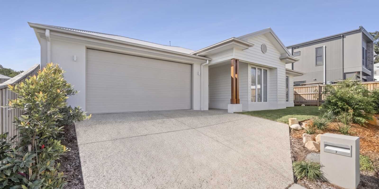 7 Sierra Place Mount Coolum 7 Sierra Place Mount Coolum