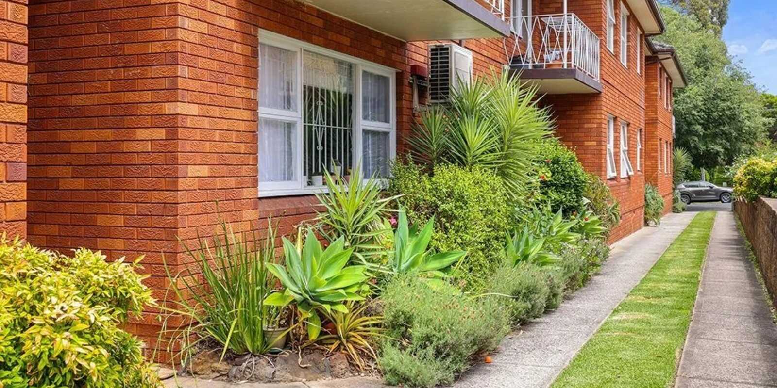 1/11 Myra Road Dulwich Hill