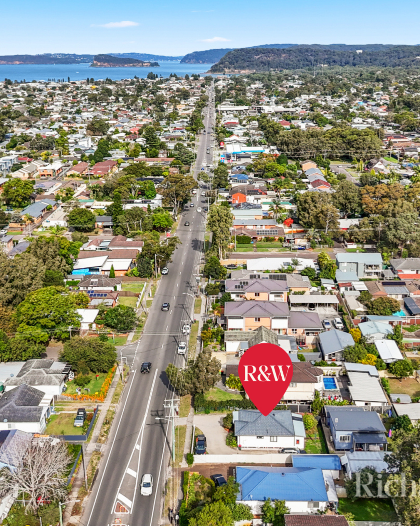 265 Ocean Beach Road Umina Beach, Beach - Image 1
