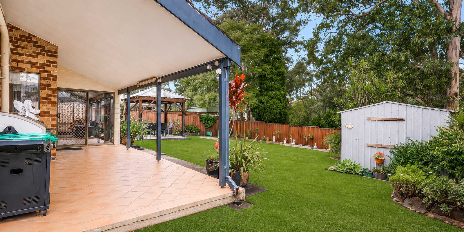 16 Fallon Close Quakers Hill 16 Fallon Close Quakers Hill