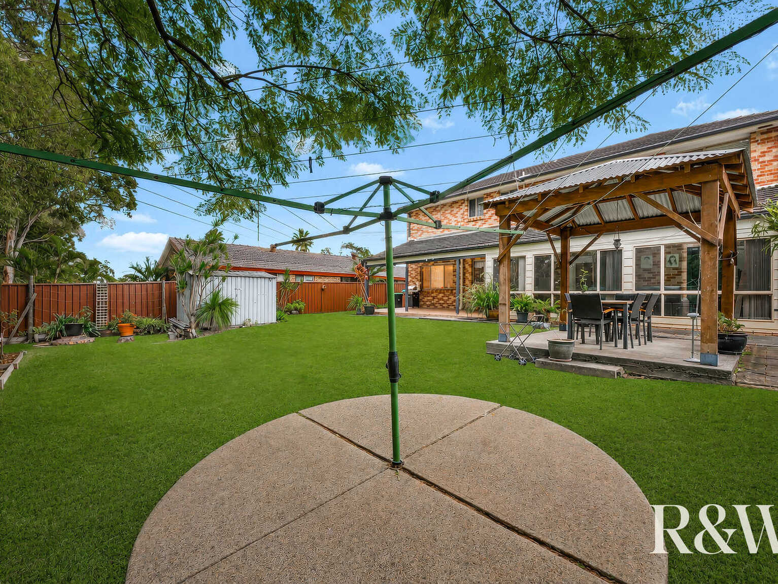 16 Fallon Close Quakers Hill 16 Fallon Close Quakers Hill