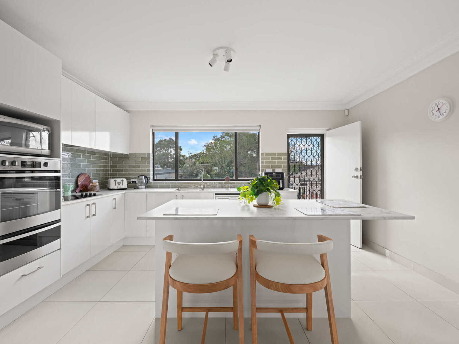 16 Plant Street Carlton