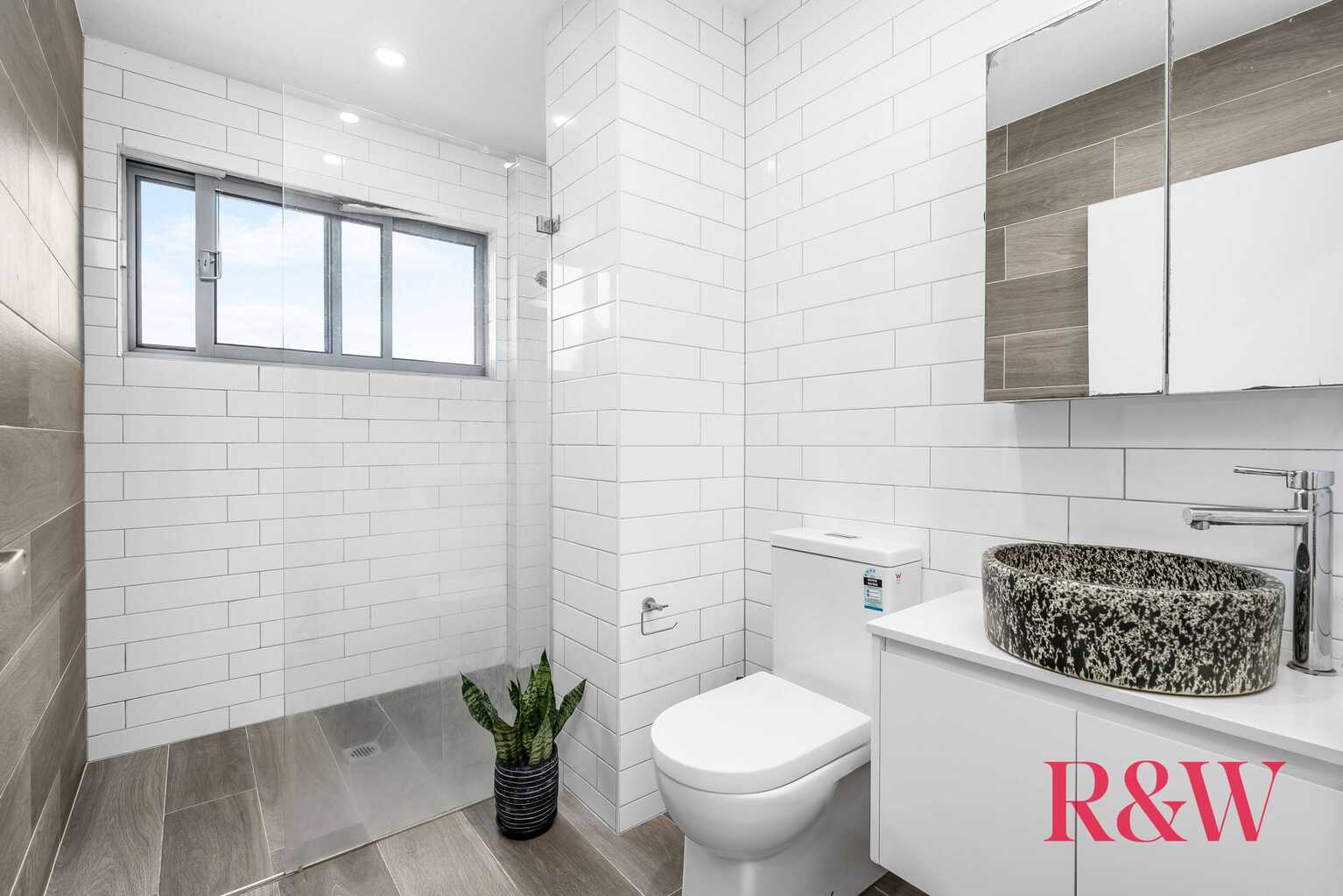 4/1 BEDE STREET Strathfield South