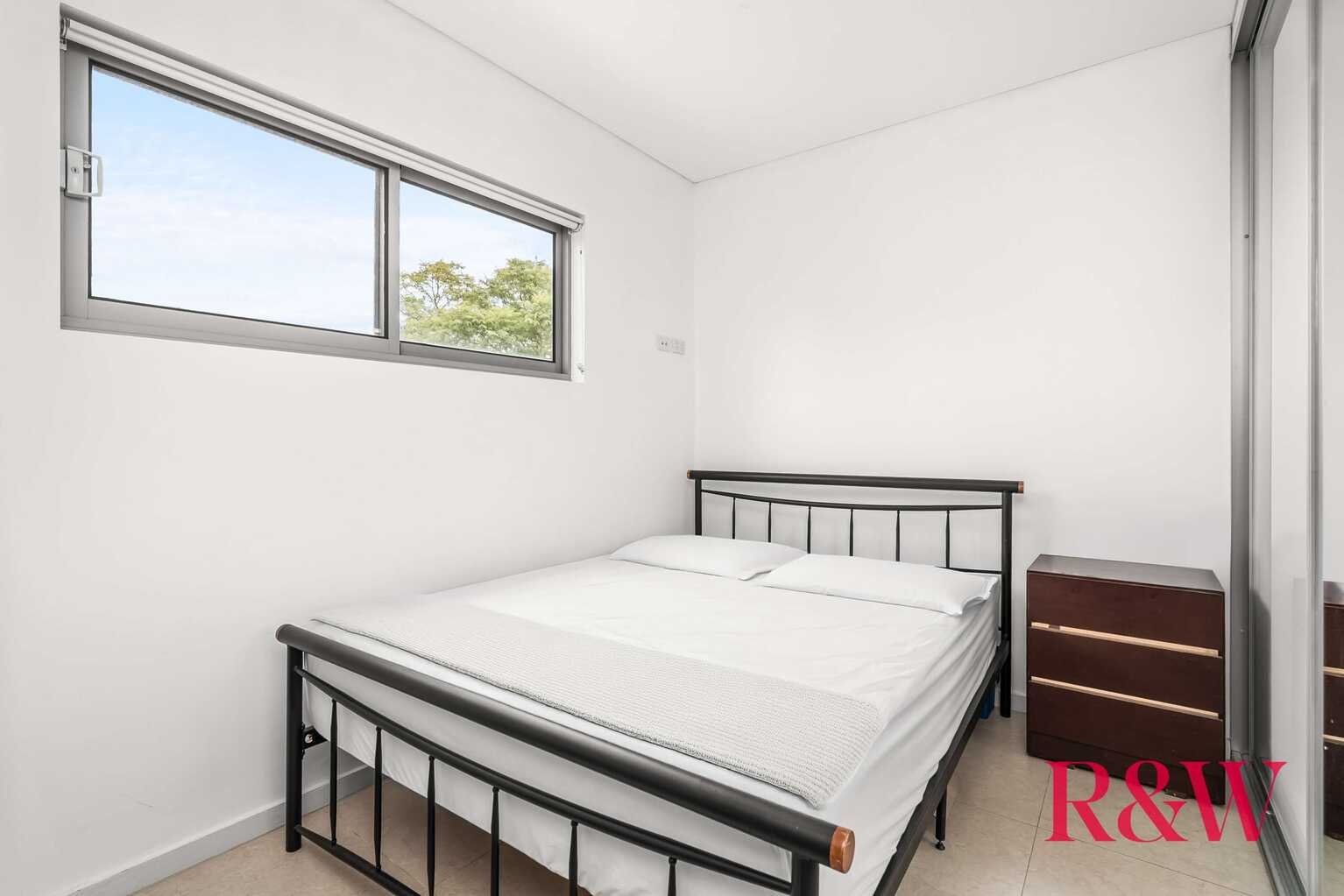 4/1 BEDE STREET Strathfield South