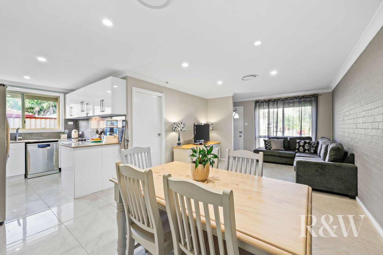 2/52 FRANCISCO CRESCENT Rosemeadow 2/52 FRANCISCO CRESCENT Rosemeadow