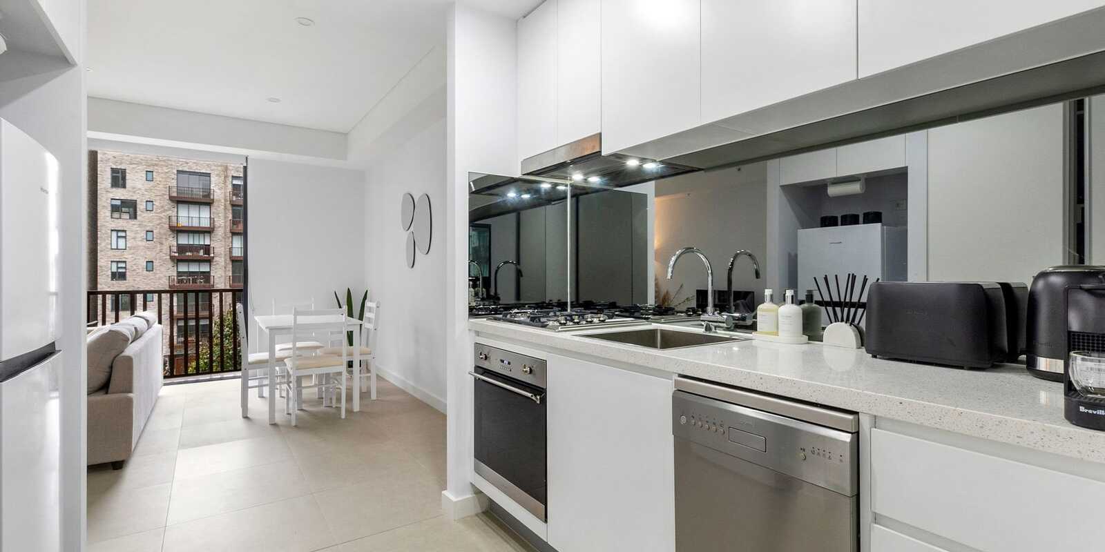 301/105 Dalmeny Avenue Rosebery