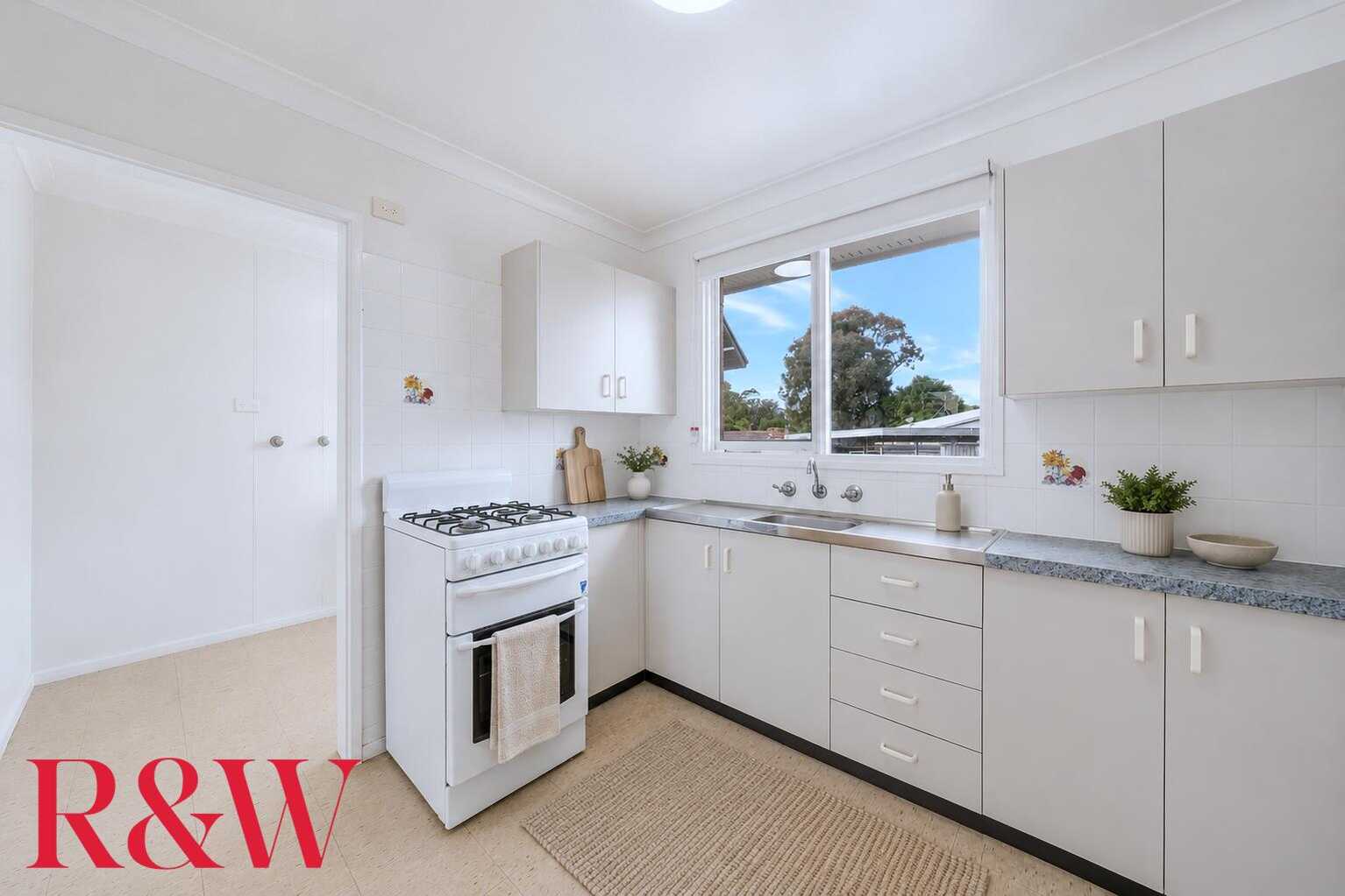 38 Docharty Street Bradbury