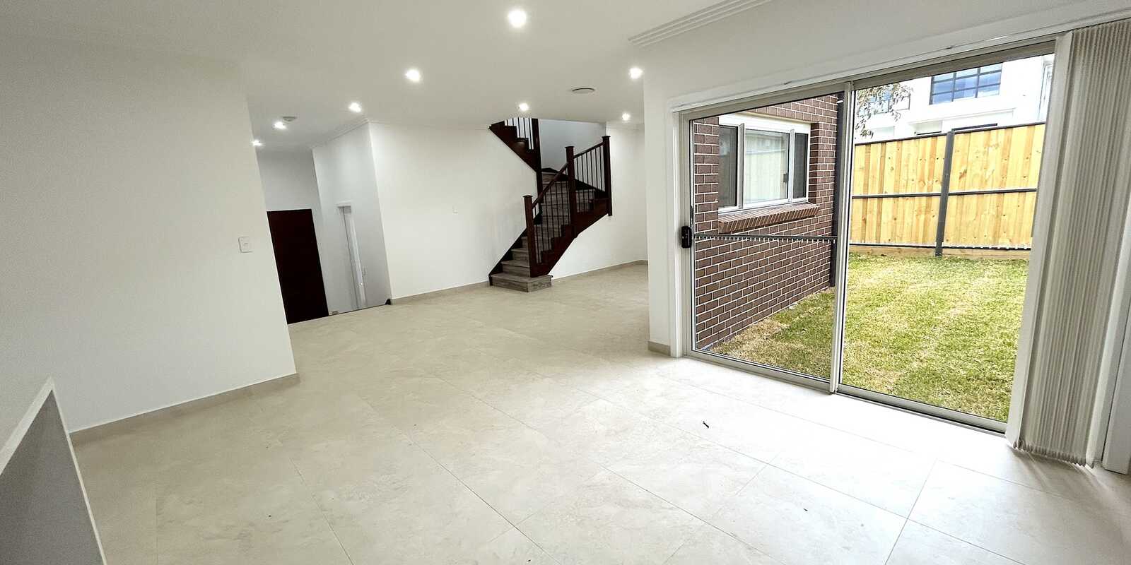 25 Lipizzan Street Box Hill 25 Lipizzan Street Box Hill