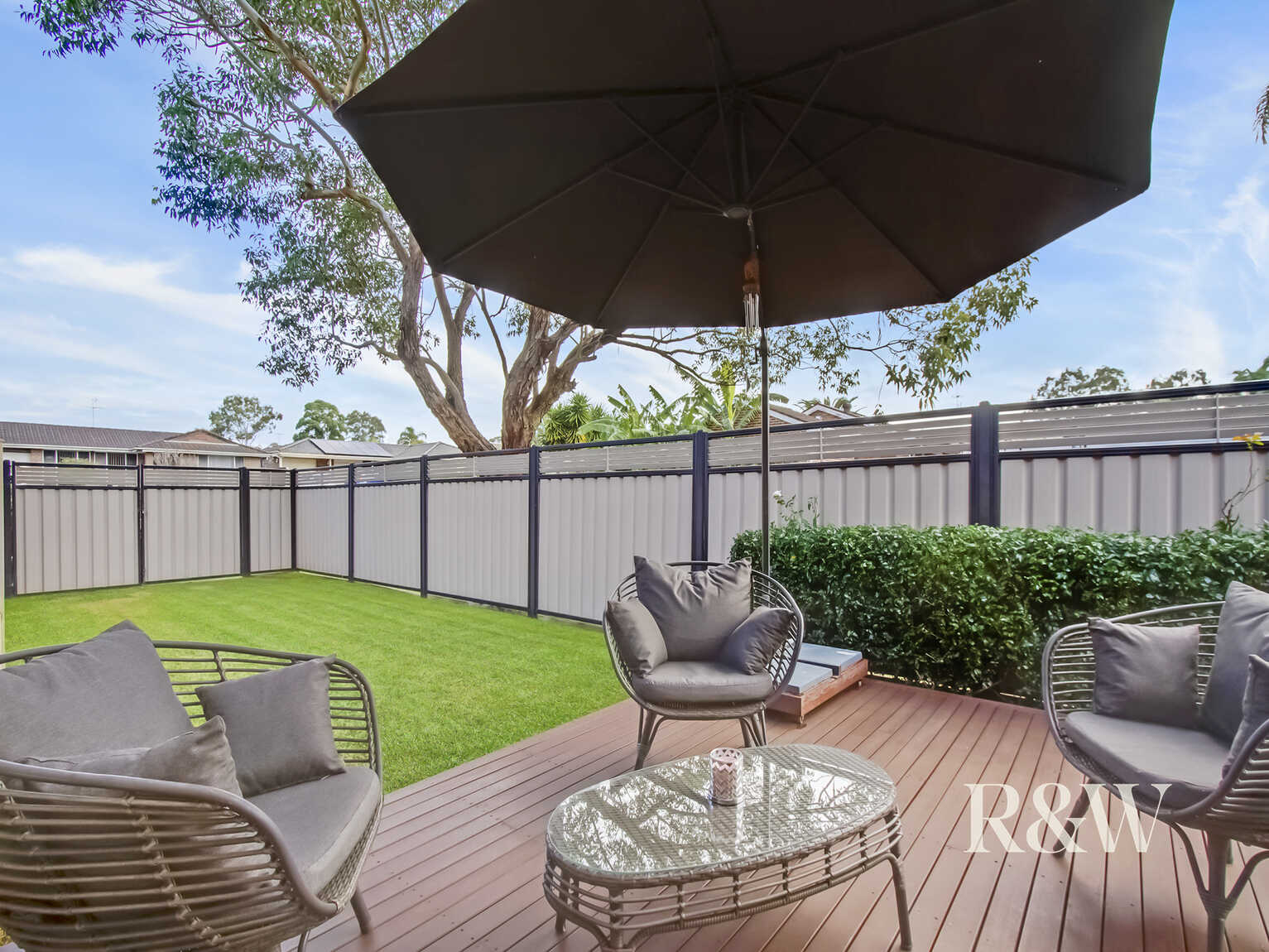 23 Illawarra Drive St Clair 23 Illawarra Drive St Clair