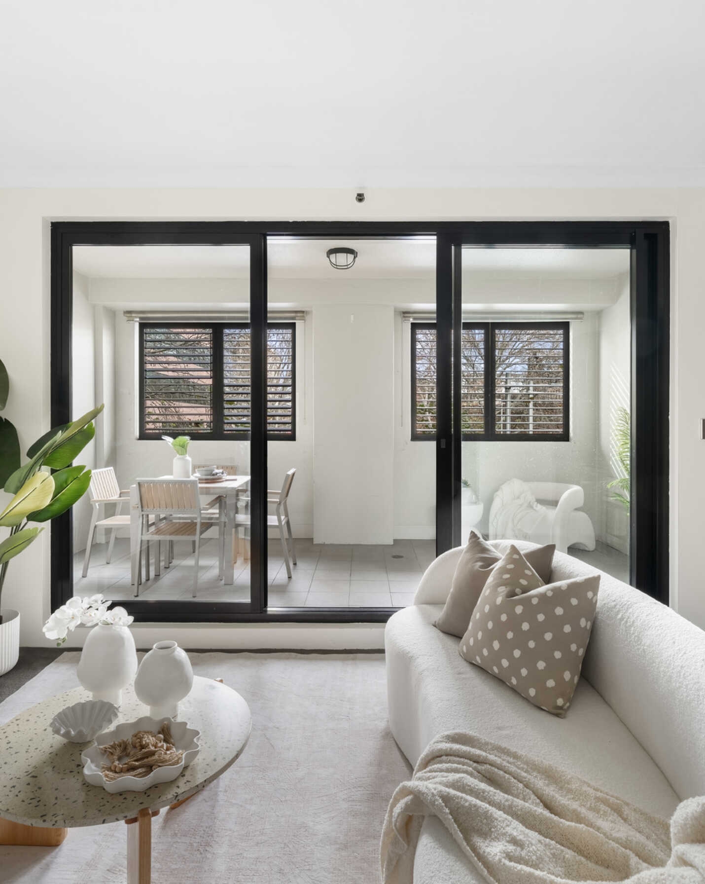 208/242 Elizabeth Street, Surry Hills - Image 1