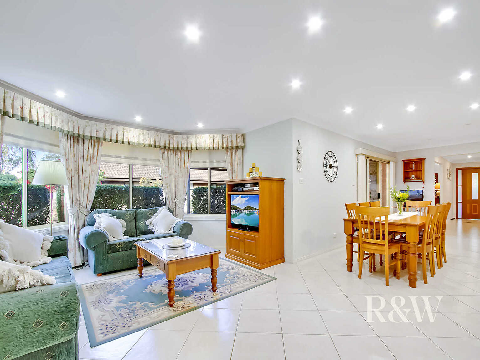 23 Illawarra Drive St Clair 23 Illawarra Drive St Clair