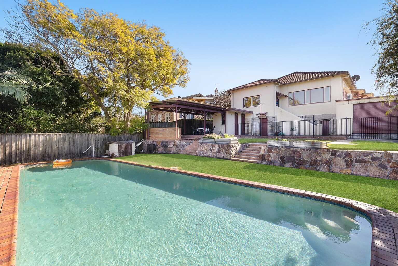 4 Merrenburn Ave Naremburn