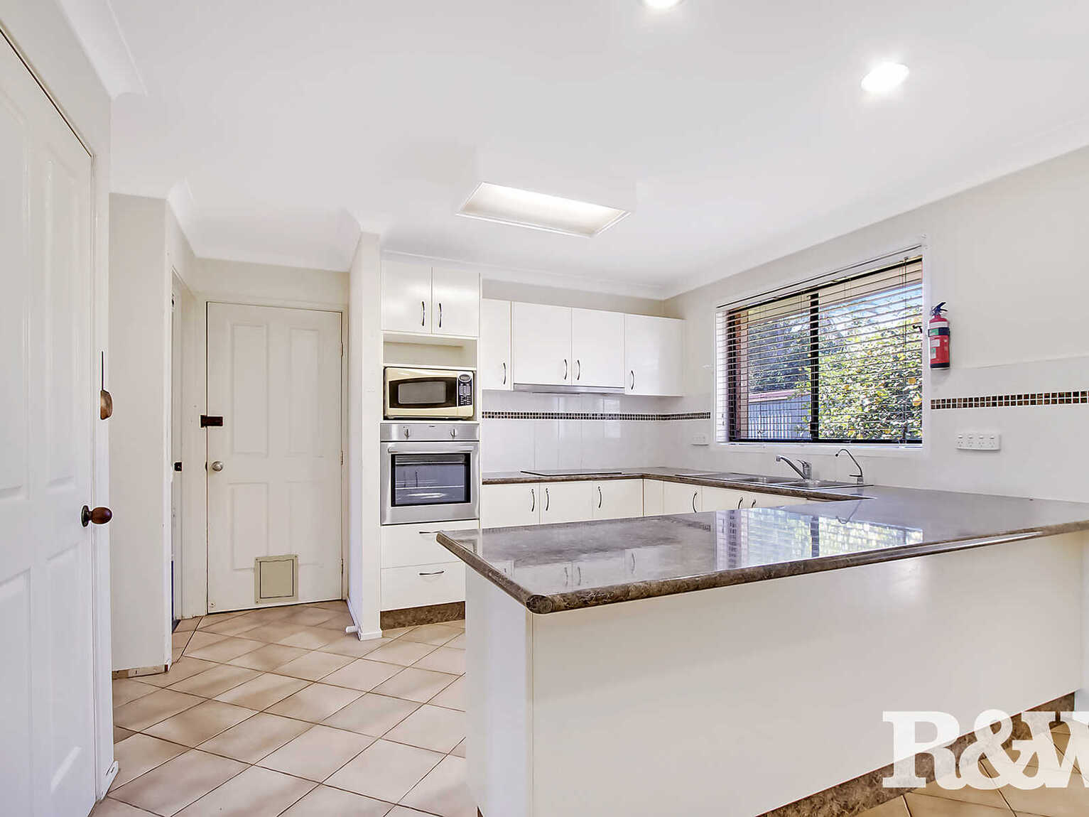 56 Timesweep Drive St Clair