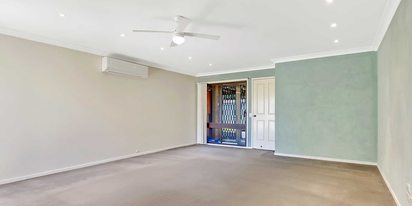 56 Timesweep Drive St Clair