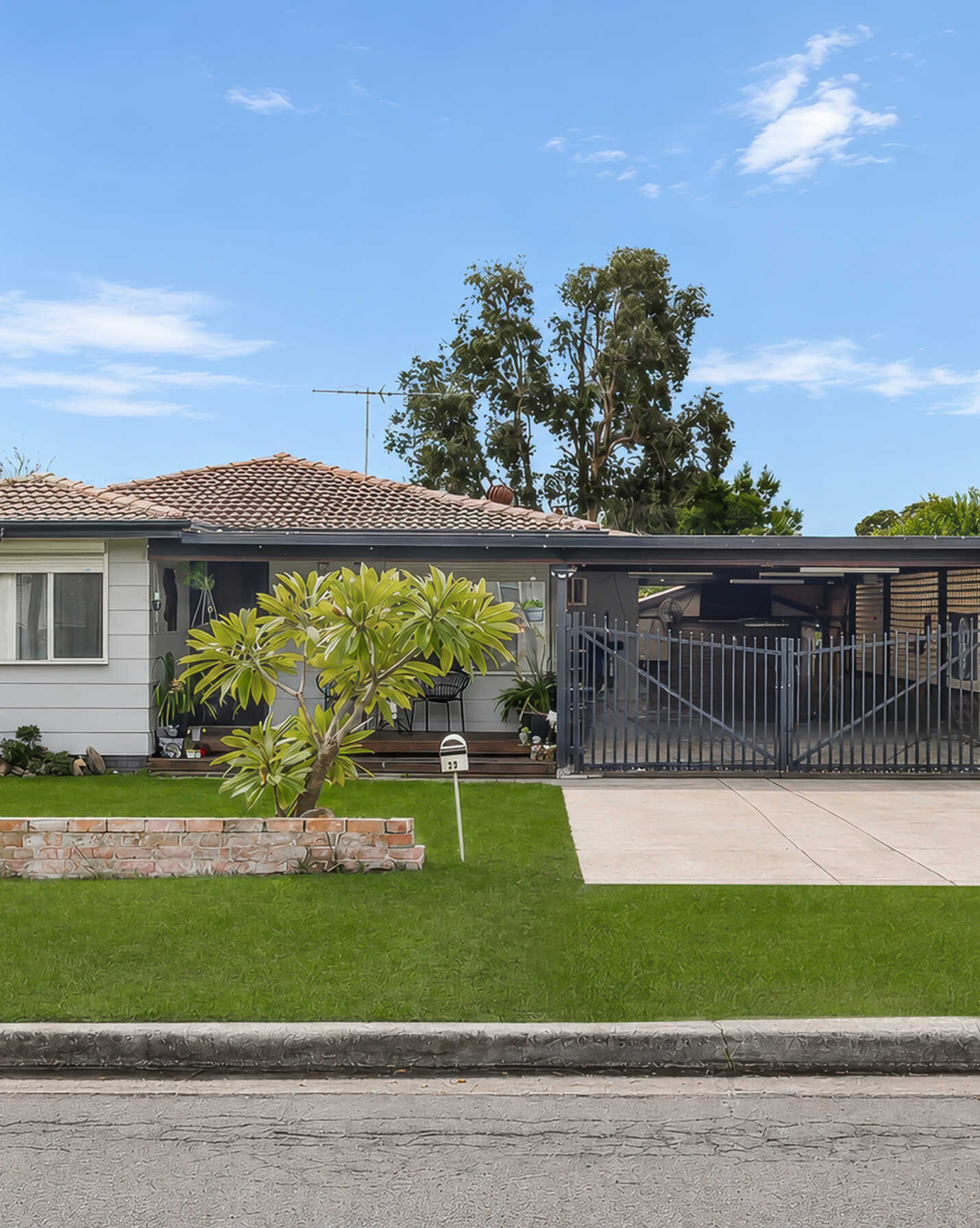 29 Woodview Road Oxley Park, Park - Thumbnail 2