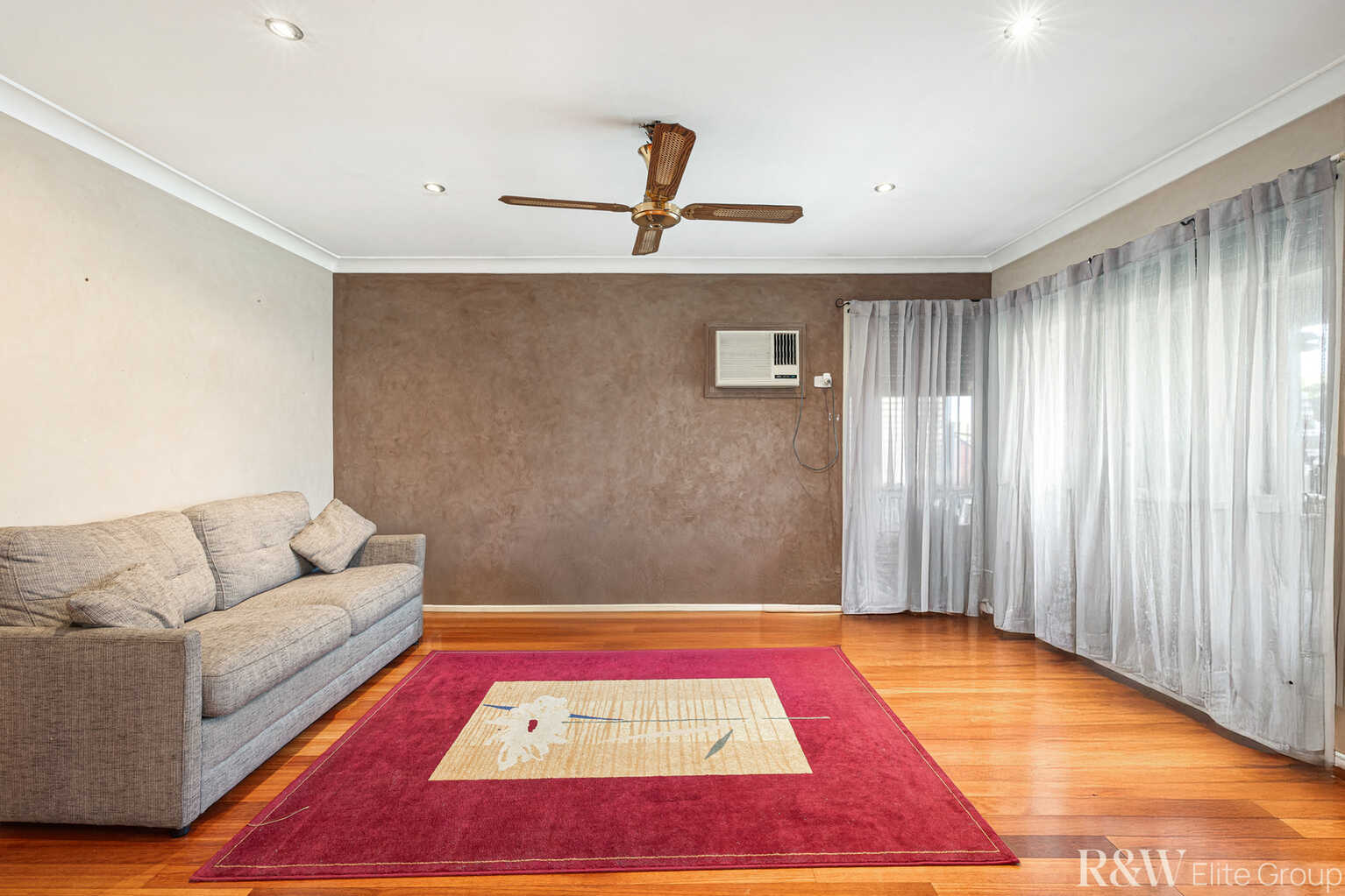 29 Woodview Road Oxley Park 29 Woodview Road Oxley Park