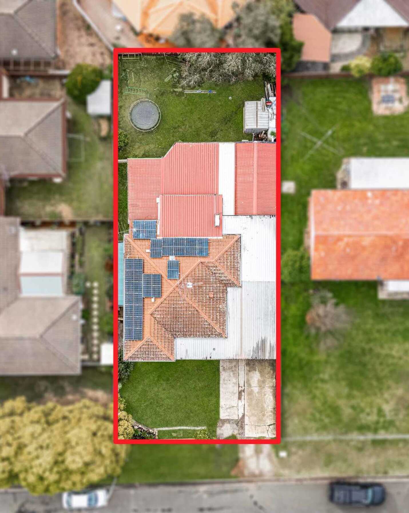 29 Woodview Road, Oxley Park - Image 1