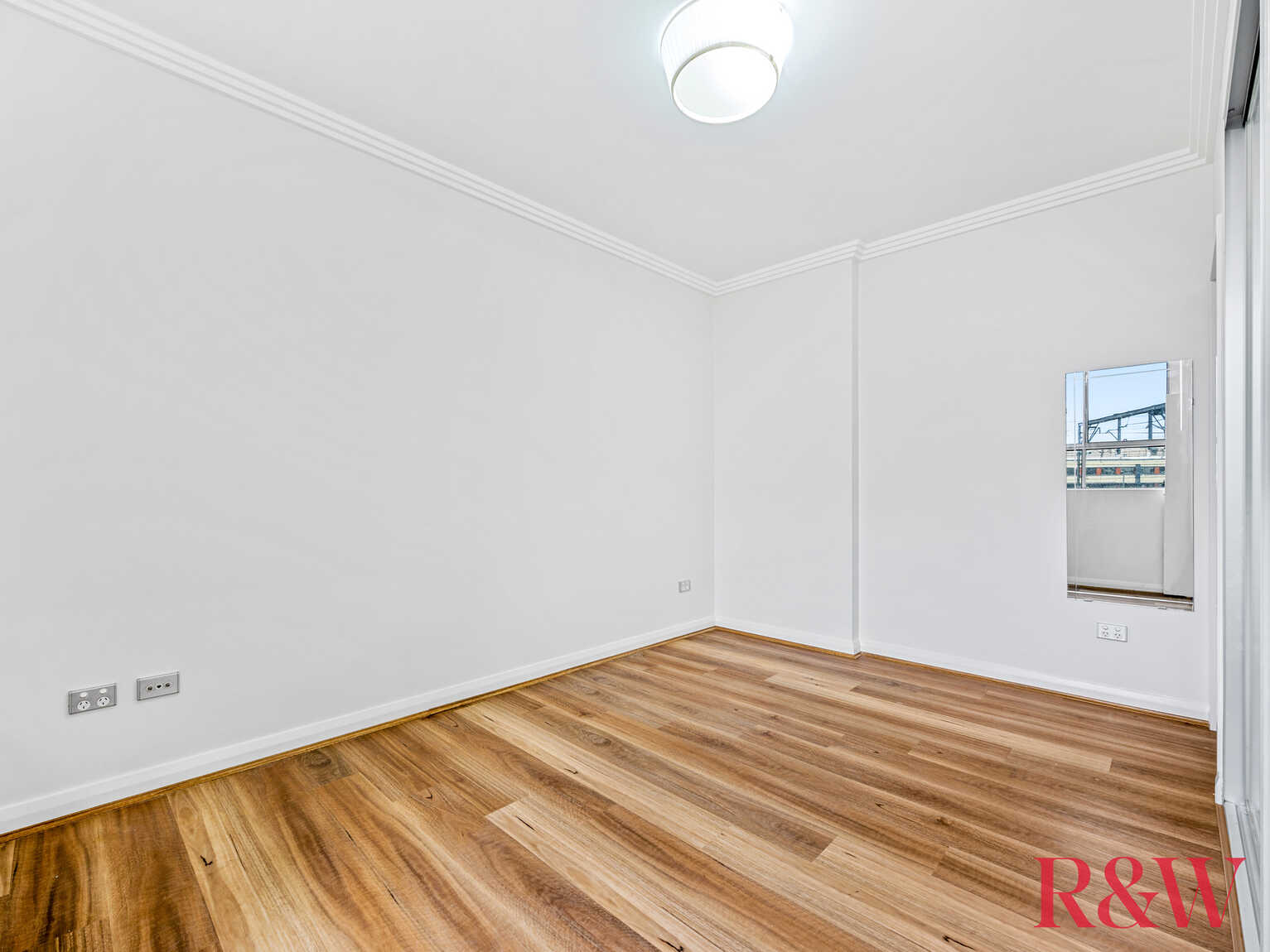 101P/81-86 Courallie Avenue Homebush West