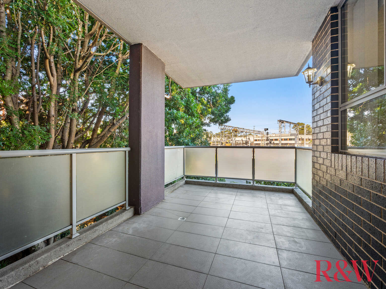 101P/81-86 Courallie Avenue Homebush West
