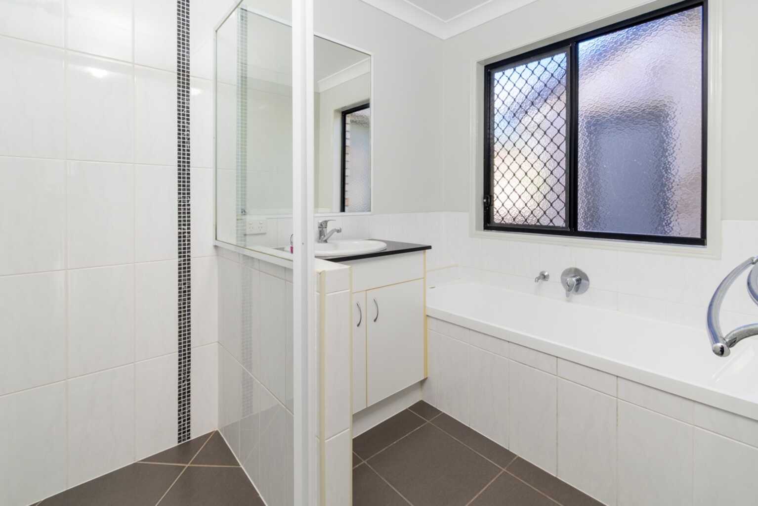 20 Beech Drive Morayfield 20 Beech Drive Morayfield