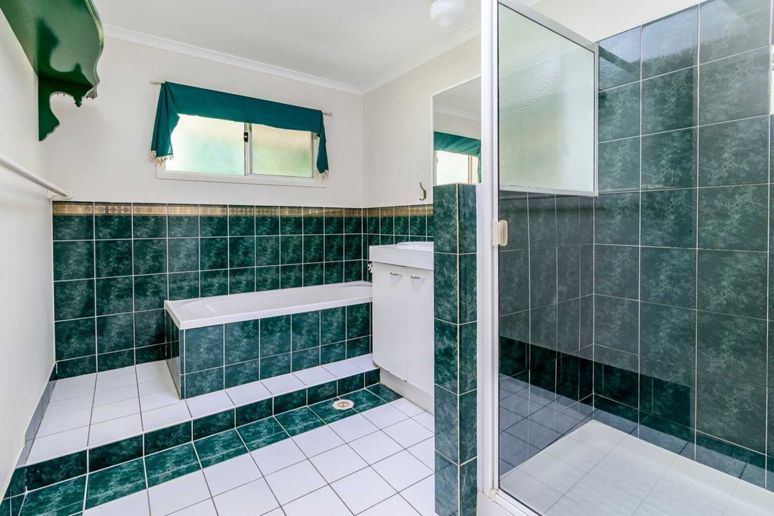 10 Harper Road Bellmere 10 Harper Road Bellmere