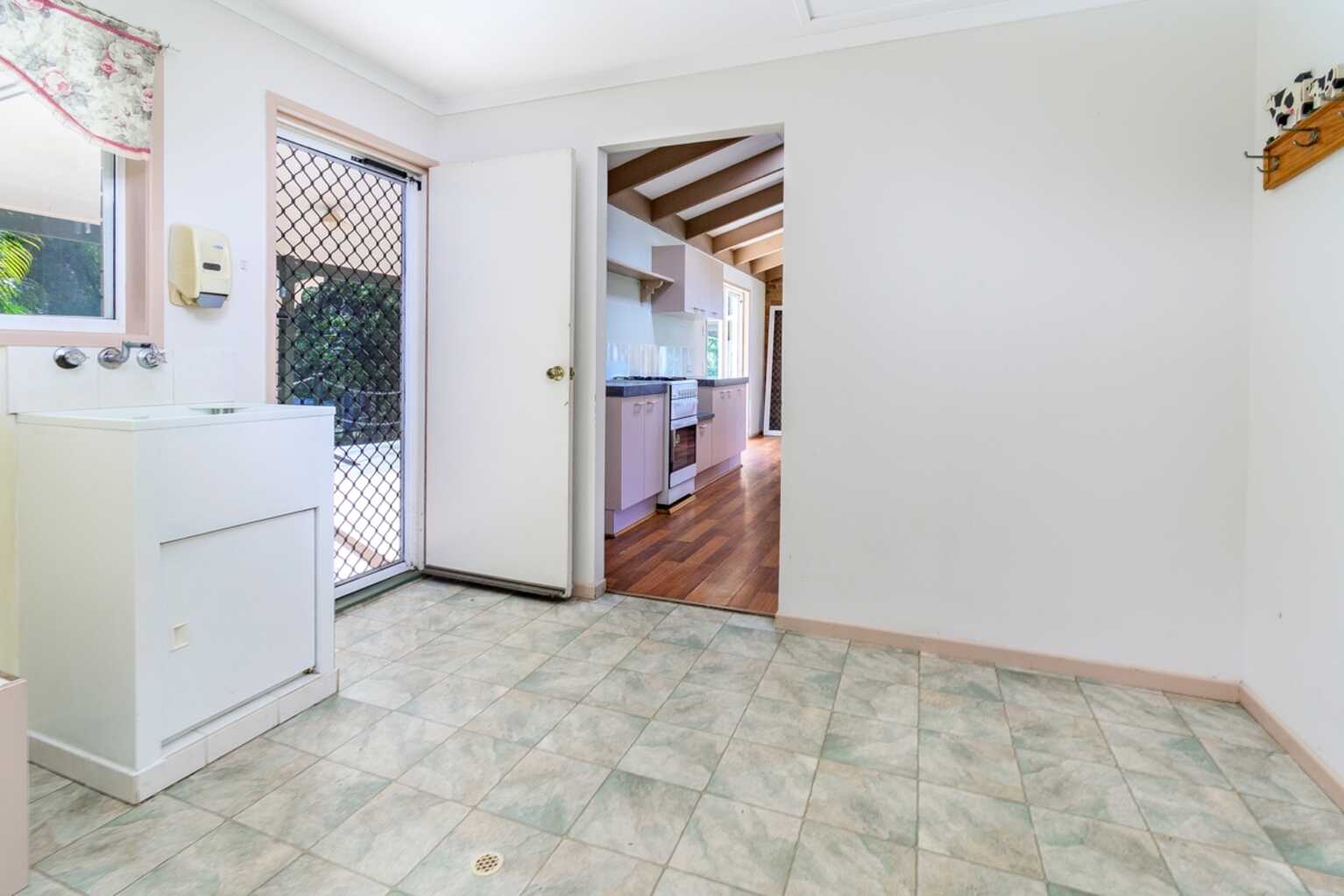 10 Harper Road Bellmere 10 Harper Road Bellmere