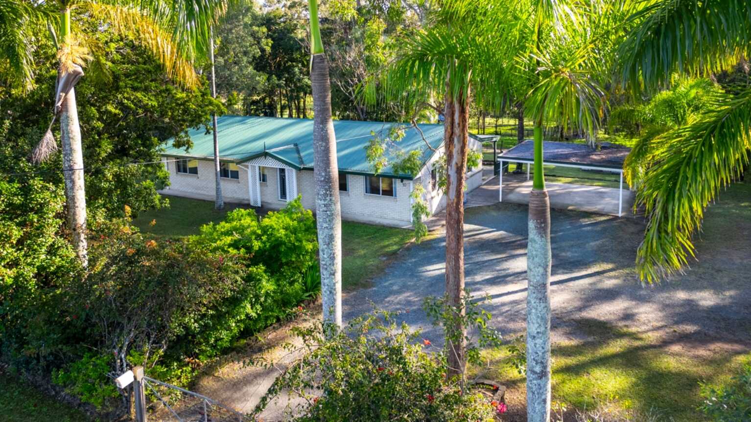 10 Harper Road Bellmere 10 Harper Road Bellmere