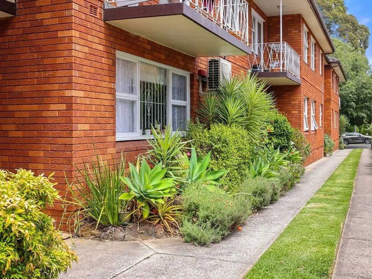 1/11 Myra Road Dulwich Hill