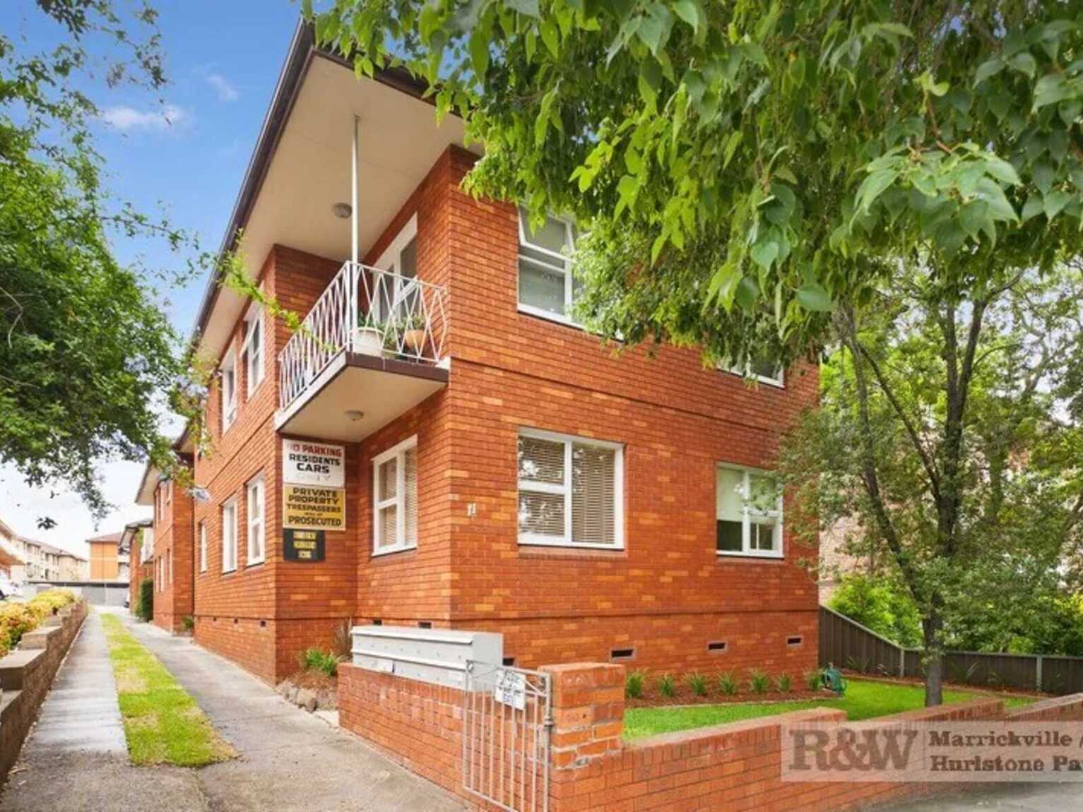 1/11 Myra Road Dulwich Hill