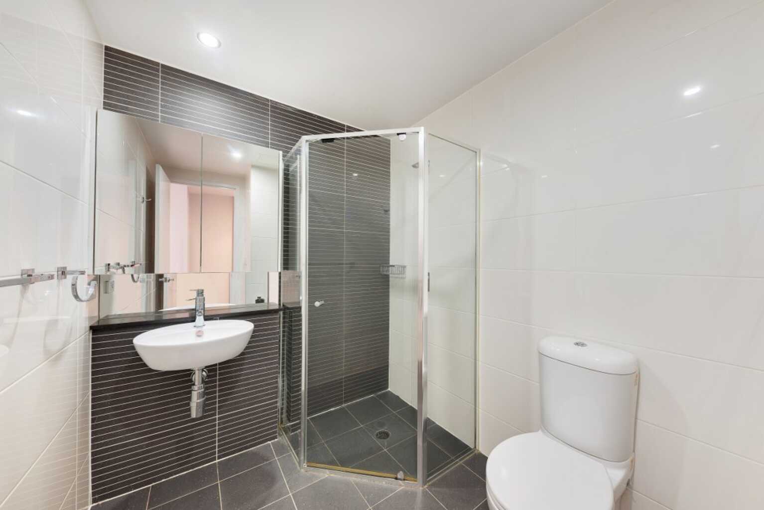 838/3 Loftus Street Turrella
