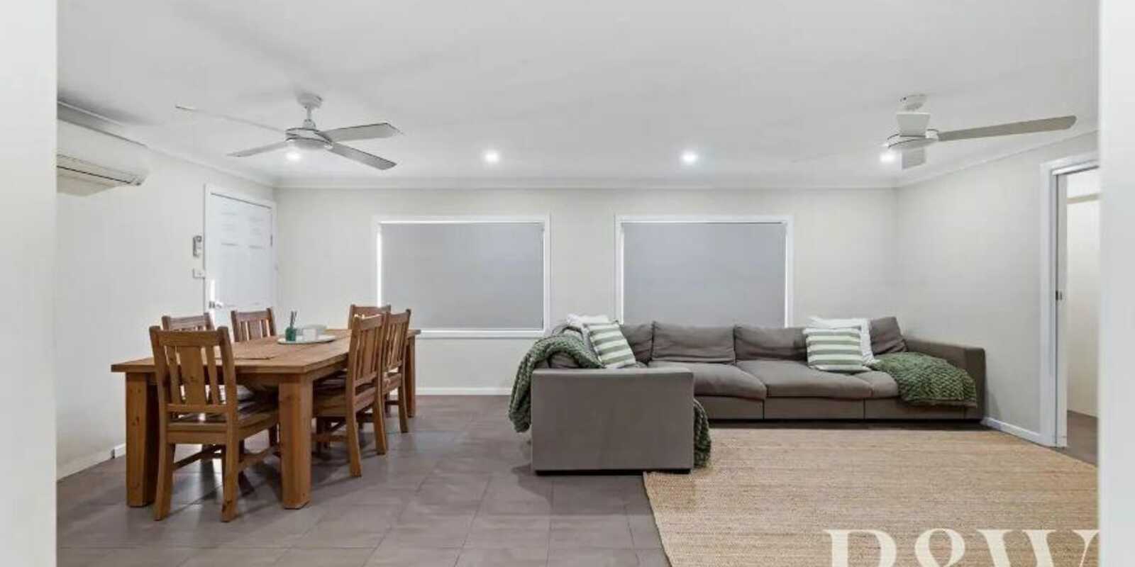 27 Grevillea Drive St Clair