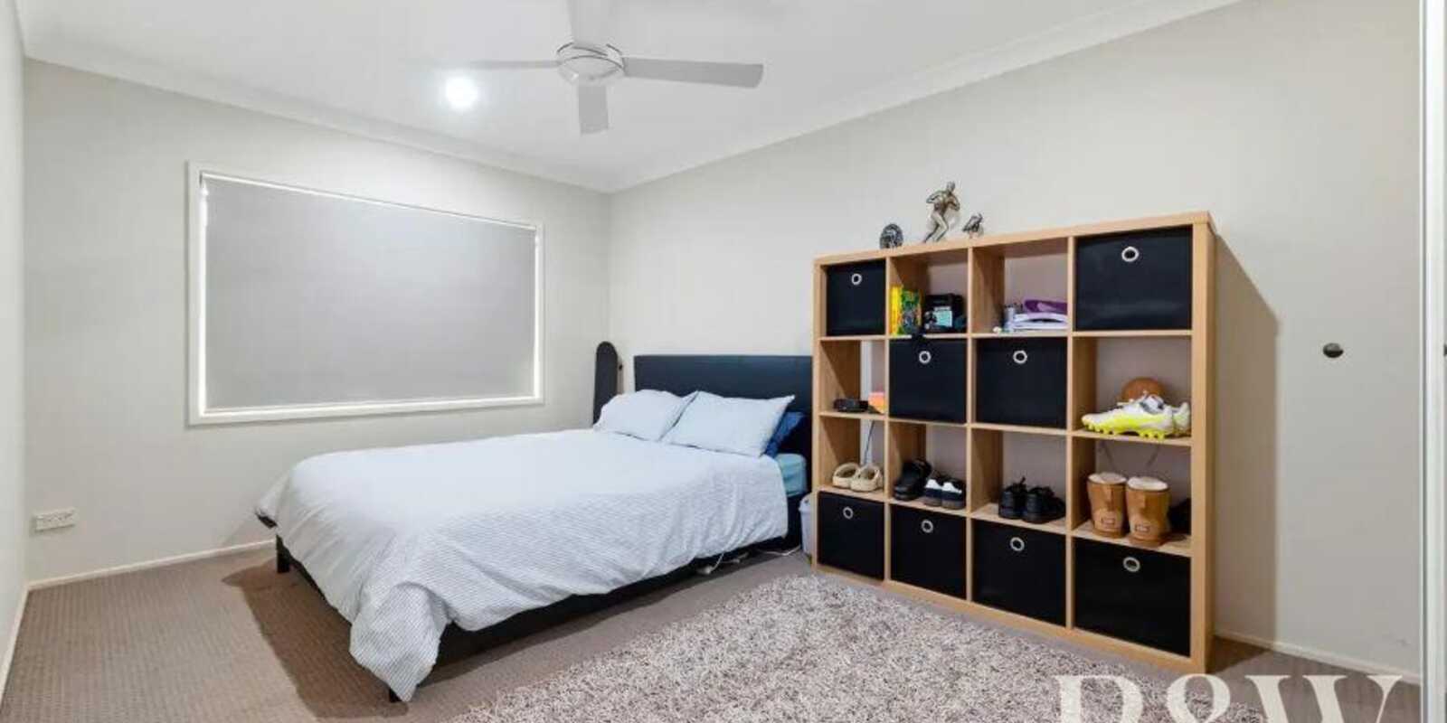 27 Grevillea Drive St Clair