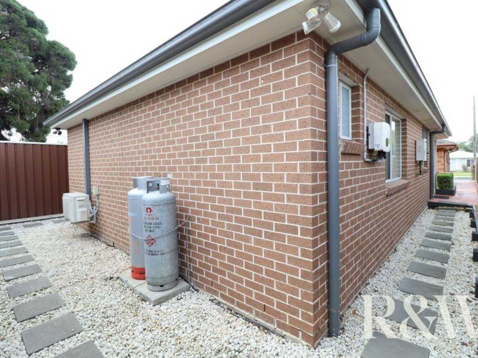 17A Melville Road St Clair