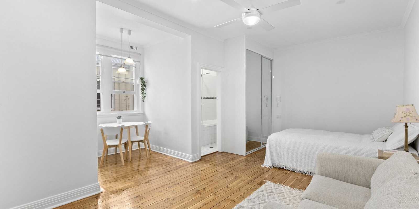26/2 Crick Avenue Potts Point