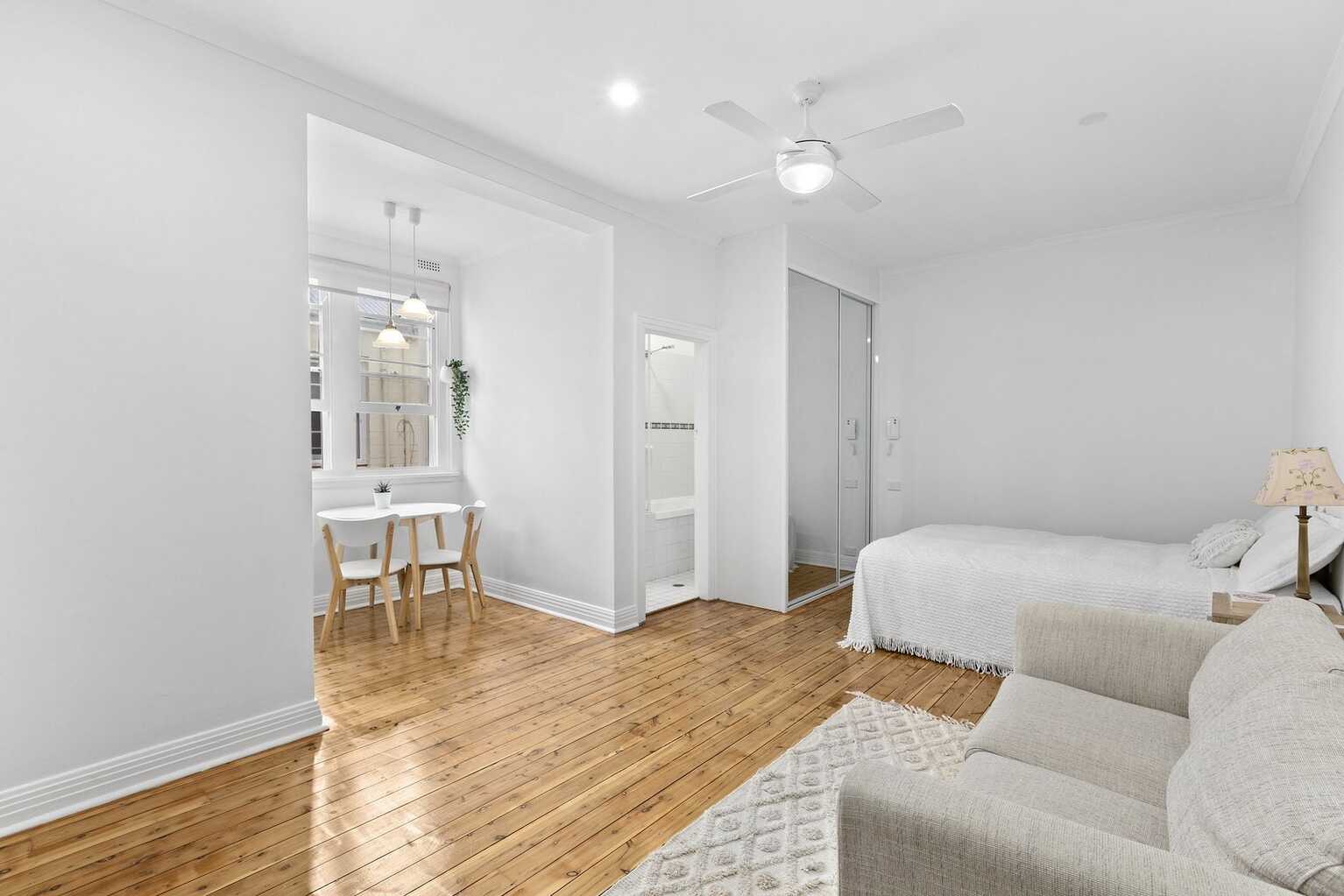 26/2 Crick Avenue Potts Point