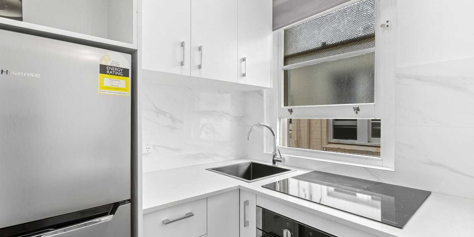 26/2 Crick Avenue Potts Point