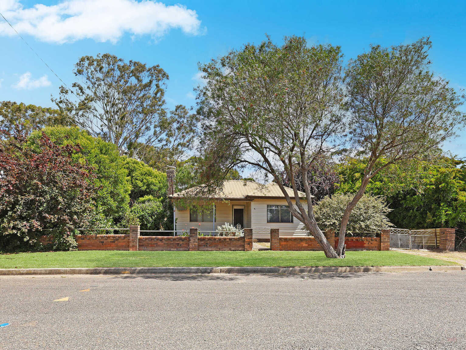 38-40 Goulburn Street Marulan 38-40 Goulburn Street Marulan