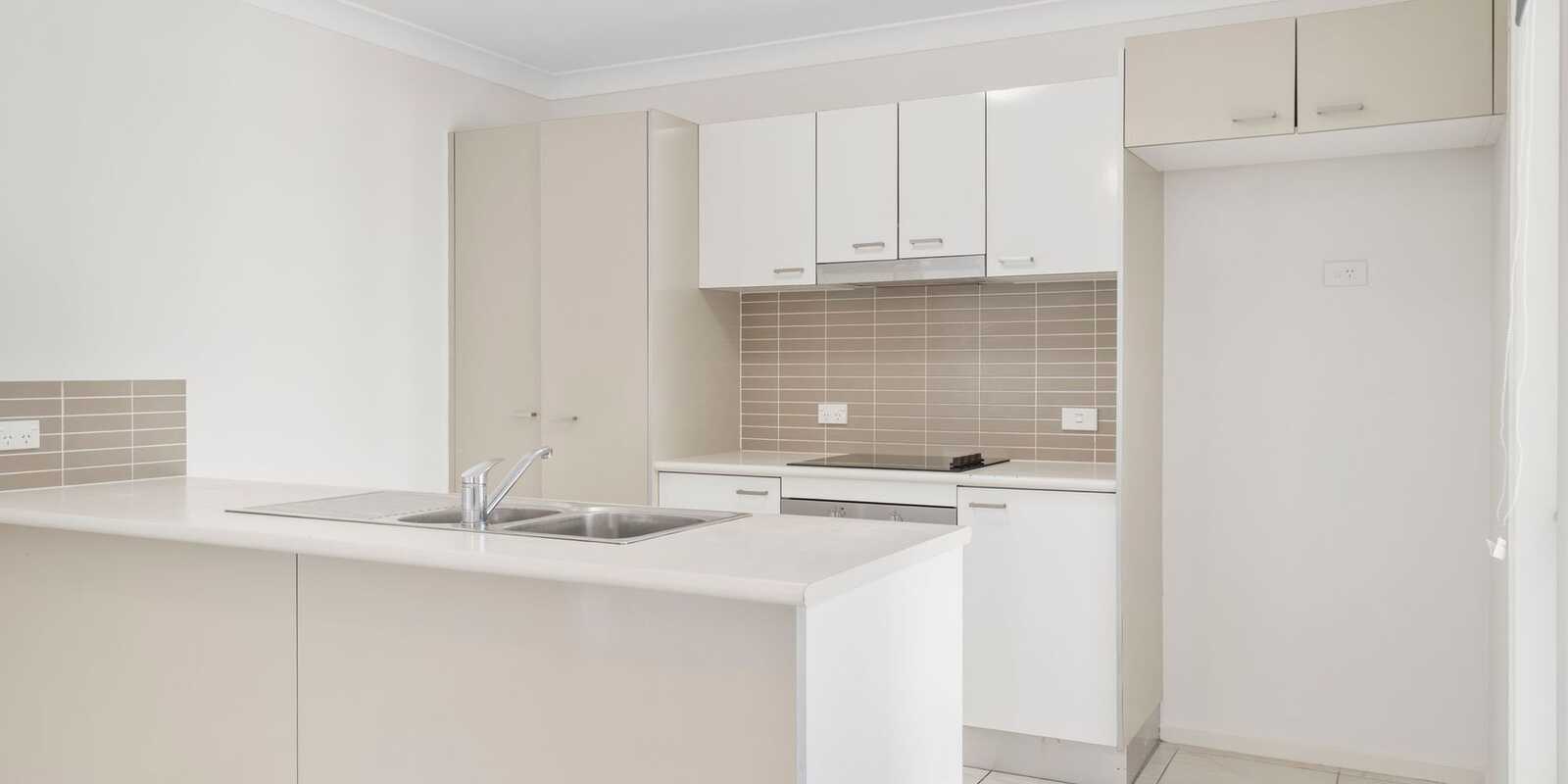 24 Piccadilly Street Bellmere